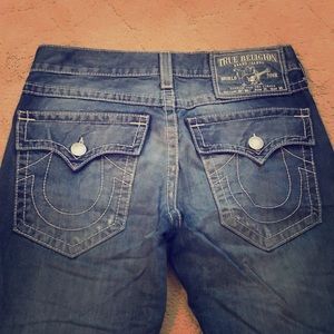 Men’s True Religion bootleg 33x34